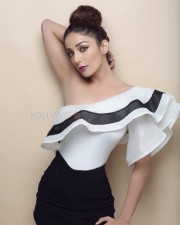 Punjabi Actress Sonia Mann Photos 14