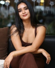 Actress Neha Krishnan at Kali Movie Pre Release Event Photos 18