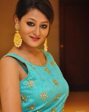 Actress Nilofar Photoshoot Pictures 06