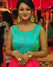 Actress Nilofar Photoshoot Pictures 15