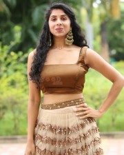 Actress Sravanthi Prattipati at Rahasyam Idam Jagath Press Meet Photos 05