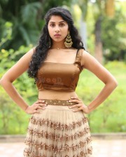 Actress Sravanthi Prattipati at Rahasyam Idam Jagath Press Meet Photos 11