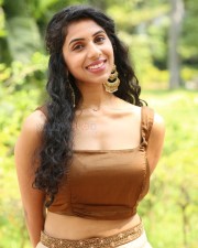 Actress Sravanthi Prattipati at Rahasyam Idam Jagath Press Meet Photos 20