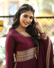 Actress Vihanshi Hegde at O Andala Rakshasi Press Meet Pictures 17