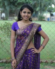 Kamarakattu Heroine Manisha Pictures 03