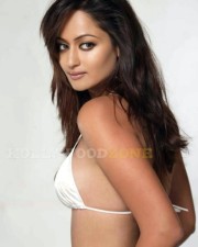 Kaveri Jha Hot Pics 13