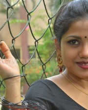 Saiva Komali Heroine Manishajith Sexy Saree Photos 04