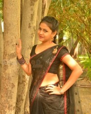 Saiva Komali Heroine Manishajith Sexy Saree Photos 08