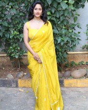 Actress Manika Chikkala at Dhandoraa Movie Launch Photos 24