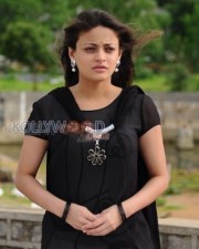 Tollywood Actress Sneha Ullal Pictures 09