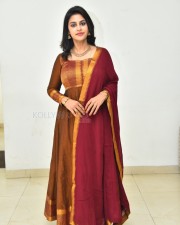 Actress Soniya Akula at Artiste Movie Release Date Press Meet Photos 11