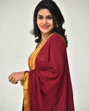 Actress Soniya Akula at Artiste Movie Release Date Press Meet Photos 18